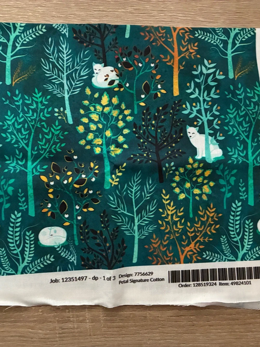 Two Fat Quarters of Spoonflower Fabric - Quilting Cotton with Foxes 🦊